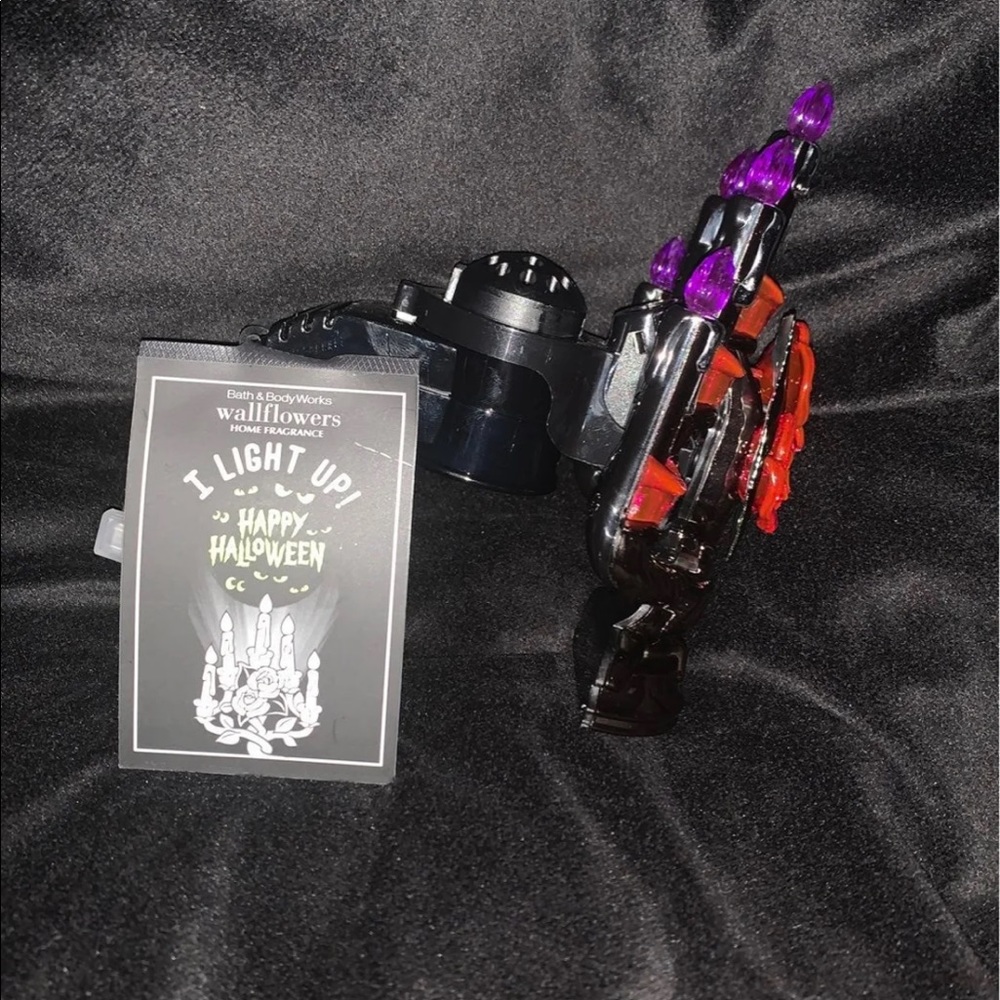 Haunt your walls with this creepy candelabra!